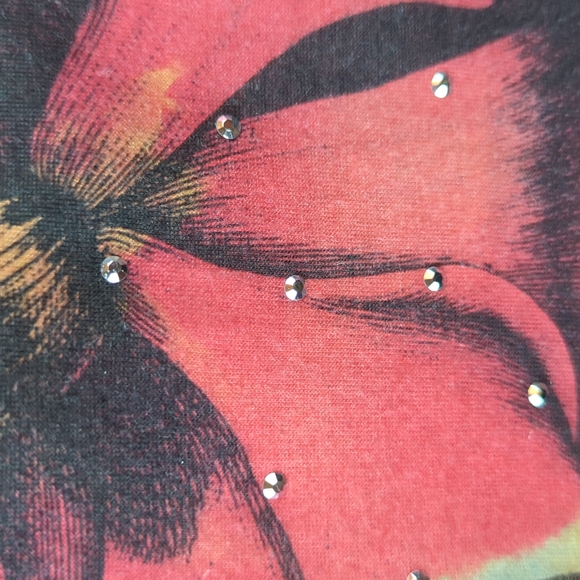 32. Appropriate Behavior sz L Long Sleeve Studded Floral Lace Accent Top - Picture 3 of 7